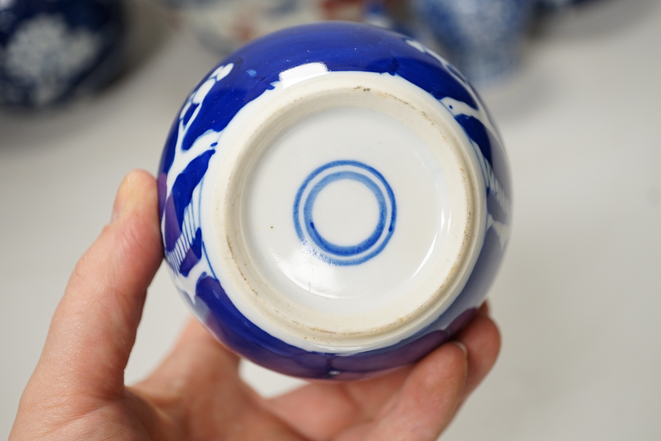 A quantity of various Chinese ceramics including blue and white jars, a ‘dragon’ bowl etc.